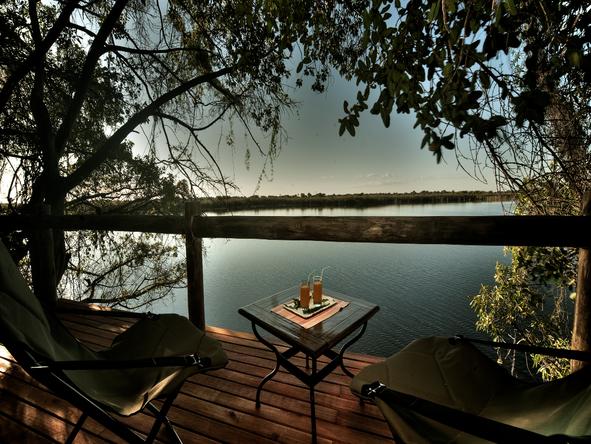 Xugana Island Lodge -sitting area 